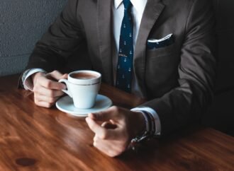 Guest Post: 7 Leadership Tools and Activities for Developing Your Leadership Skills